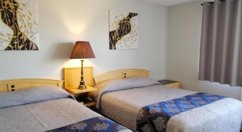Country Garden Inn & Restaurant Smoky Lake Extérieur photo