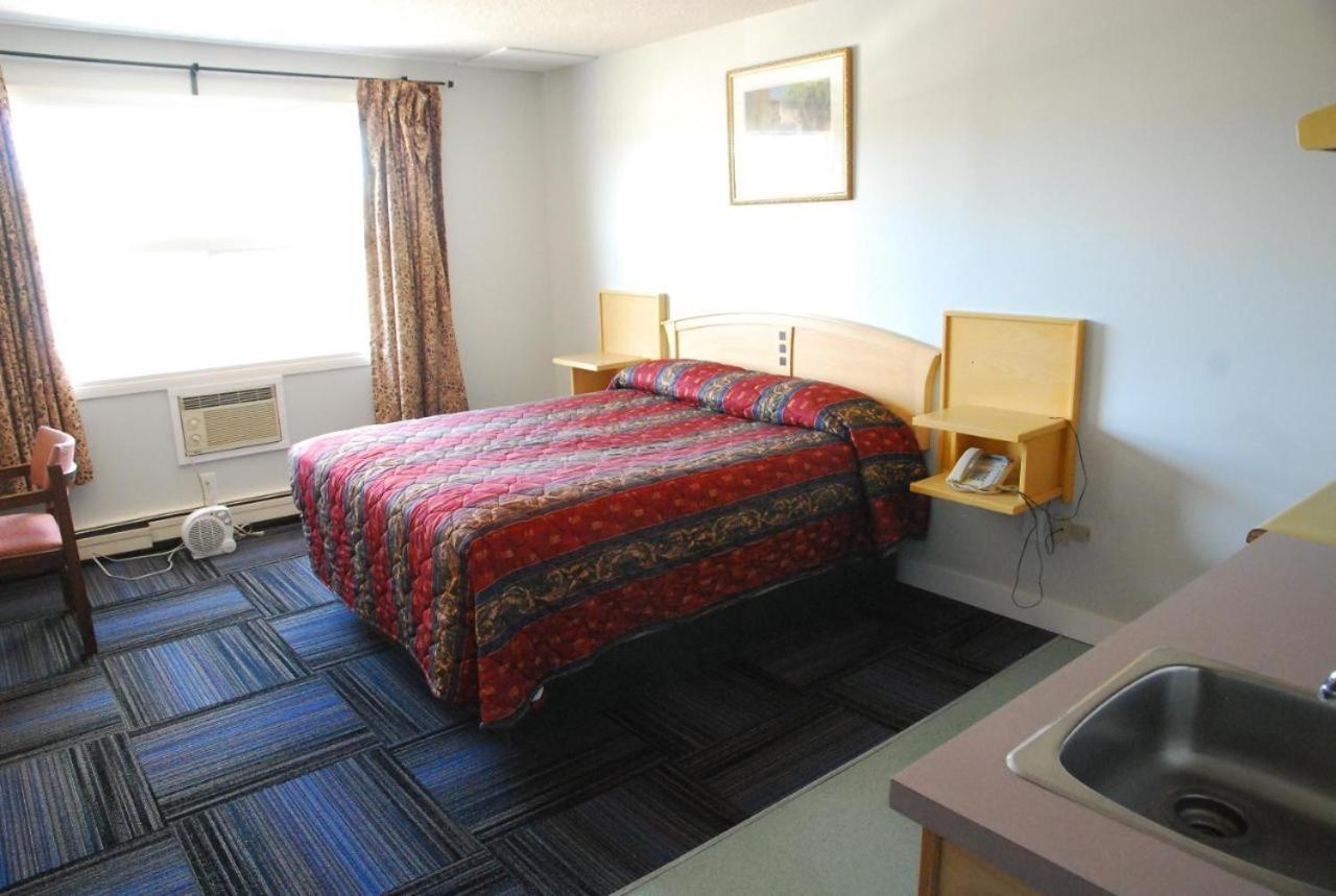 Country Garden Inn & Restaurant Smoky Lake Extérieur photo
