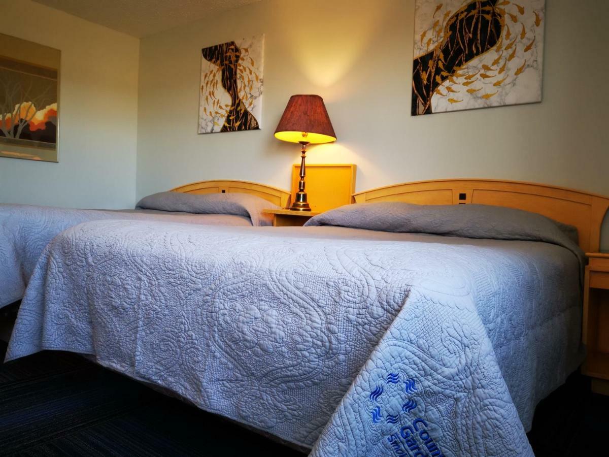 Country Garden Inn & Restaurant Smoky Lake Extérieur photo